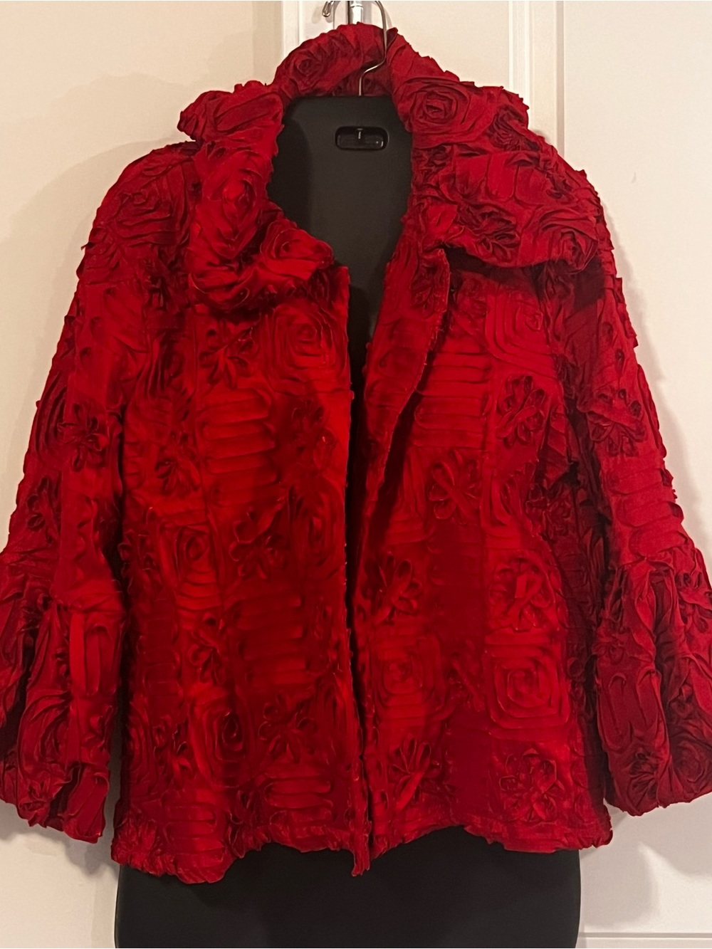 Red 3D Rosette Textured Statement Jacket Sculptable Wire Collar